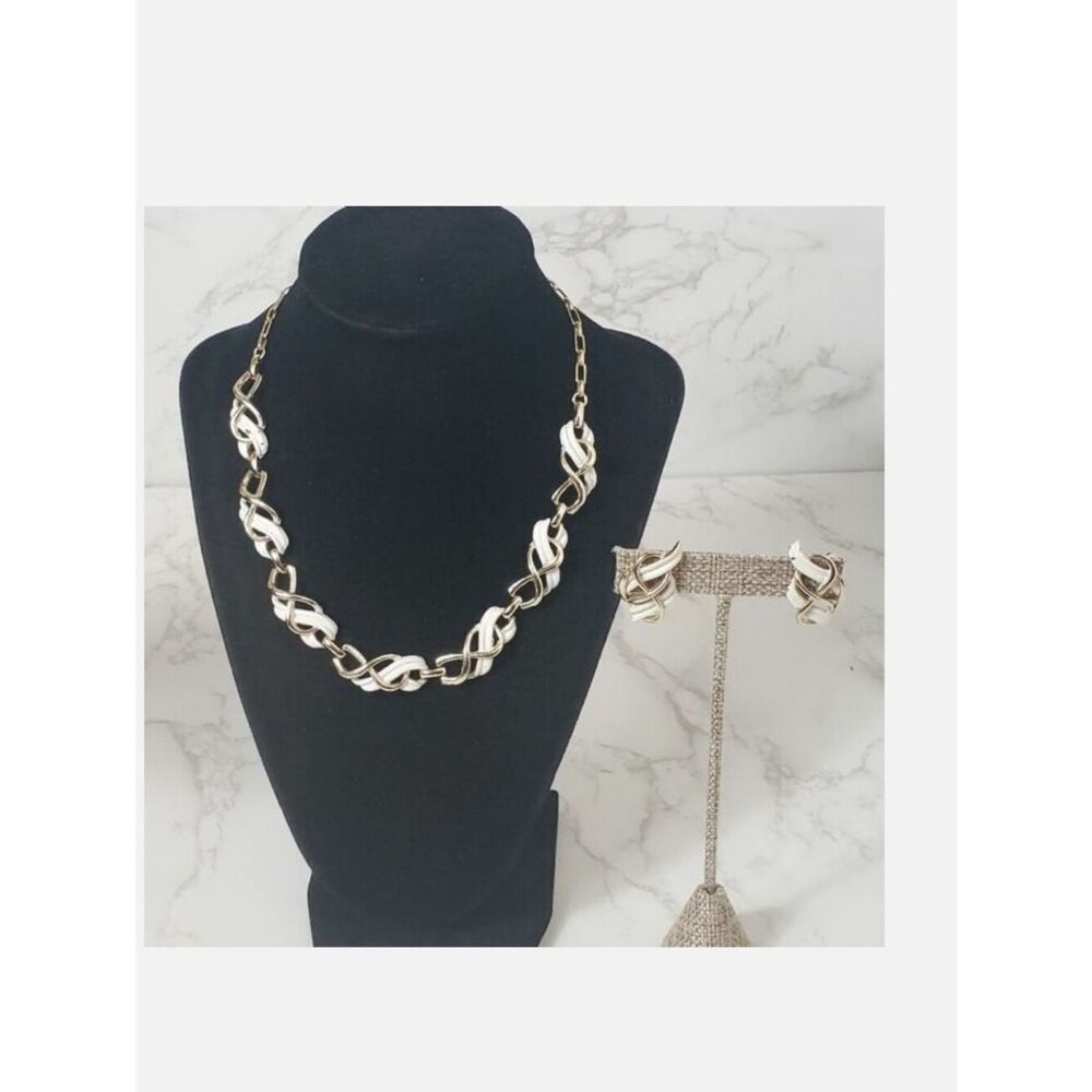 SARAH COVENTRY Vintage Goldtone & White Enameled Necklace &  Clip Earrings Set